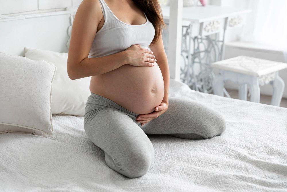 Pregnancy me bleeding