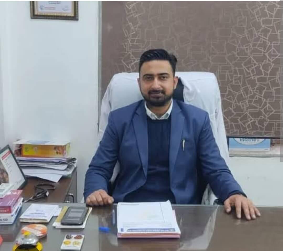 Dr. Mohnish Kumar Sinha